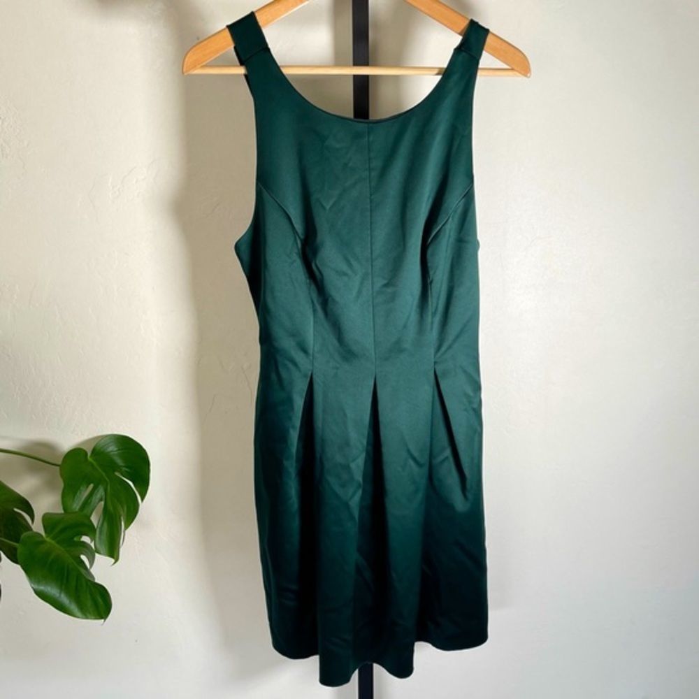 Slate & Willow 8 Forest Green Mini Satin Dress
